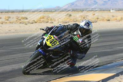 media/Jan-10-2025-CVMA Friday Practice (Fri) [[489e0da257]]/Group 4 and Trackday/Session 2 (Turn 4 Inside)/